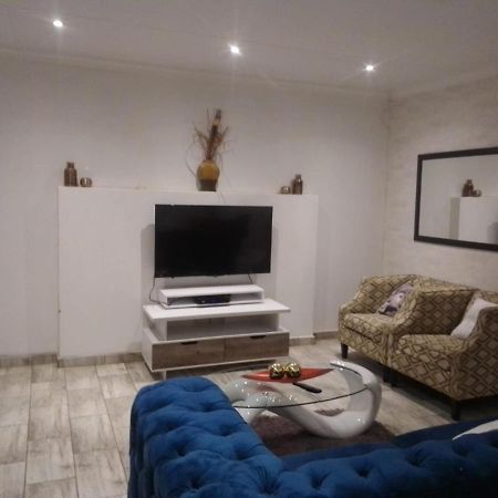 Mayberrypark Guest Lodge Alberton Ngoại thất bức ảnh