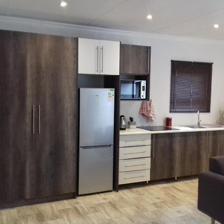 Mayberrypark Guest Lodge Alberton Ngoại thất bức ảnh